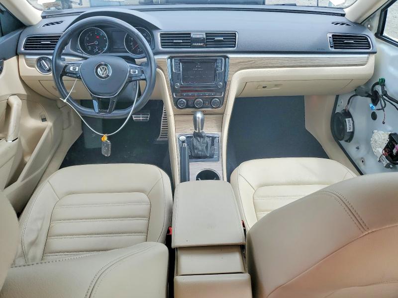2018 Volkswagen Passat მანქანა იყიდება აუქციონზე, vin: 1VWCA7A33JC000261, აუქციონის ნომერი: 63123596
