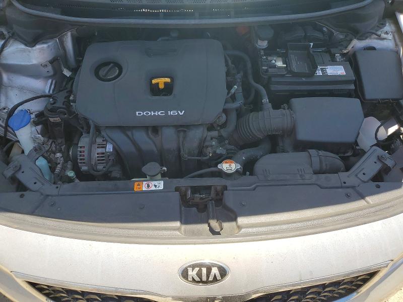 63767136 :رقم المزاد ، 3KPFK4A77JE271671 vin ، 2018 Kia Forte مزاد بيع
