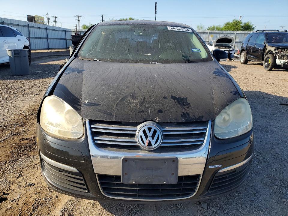 64403056 :رقم المزاد ، 3VWRM71K18M058919 vin ، 2008 Volkswagen Jetta مزاد بيع