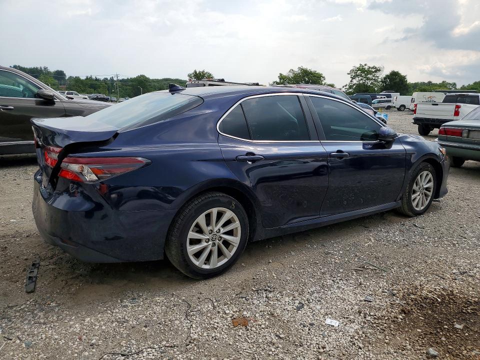 2021 Toyota Camry მანქანა იყიდება აუქციონზე, vin: 4T1C11AKXMU422514, აუქციონის ნომერი: 63951656