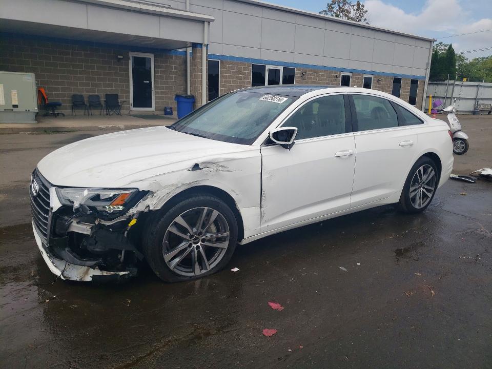 Продажа на аукционе авто 2022 Audi A6, vin: WAUD3BF22NN057854, номер лота: 66250216