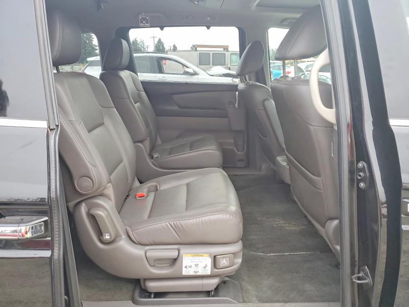 64927926 :رقم المزاد ، 5FNRL5H93GB131224 vin ، 2016 Honda Odyssey مزاد بيع
