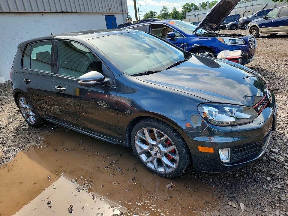 2013 Volkswagen Gti მანქანა იყიდება აუქციონზე, vin: WVWHD7AJ5DW133007, აუქციონის ნომერი: 63649456