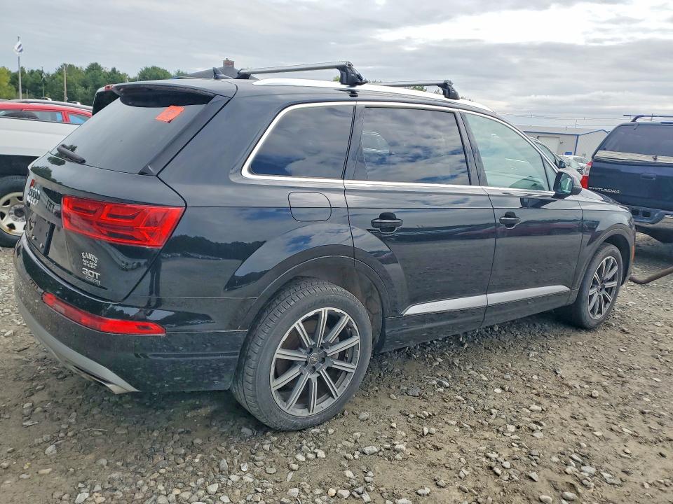Продаж на аукціоні авто 2017 Audi Q7, vin: WA1LABF76HD033948, номер лоту: 66265796