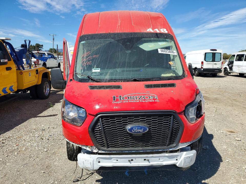 66025806 :رقم المزاد ، 1FTBW3X83SKA25373 vin ، 2025 Ford Transit مزاد بيع
