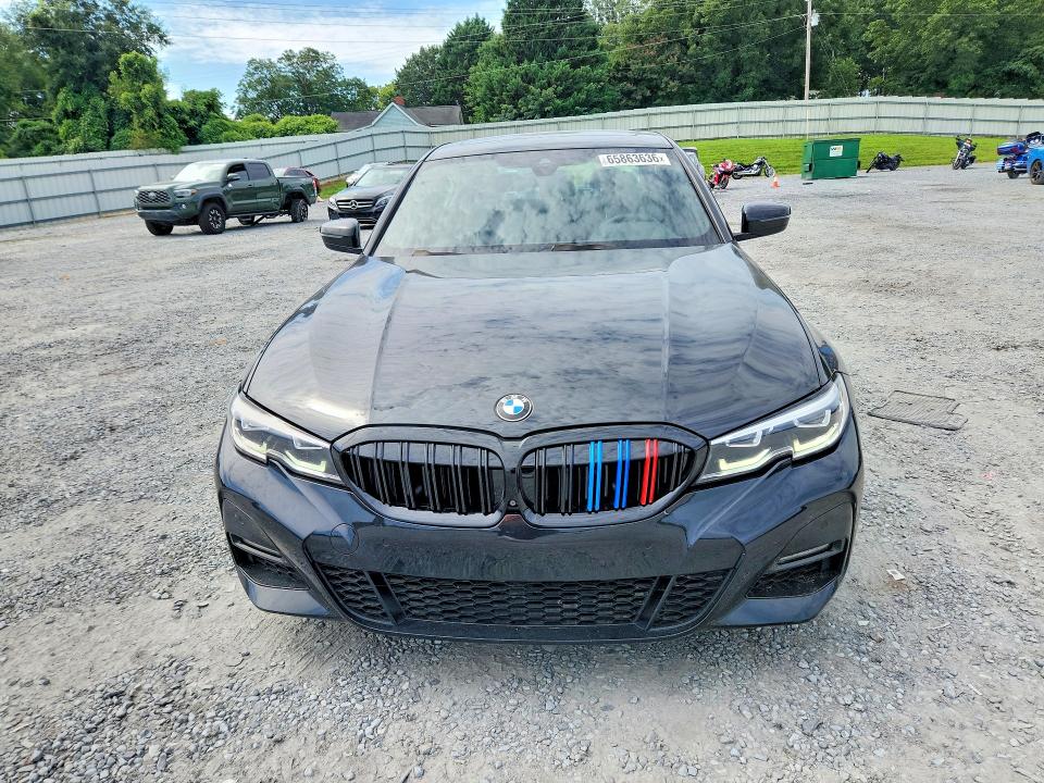 65863636 :رقم المزاد ، 3MW5R1J09M8C02599 vin ، 2021 Bmw 330i مزاد بيع