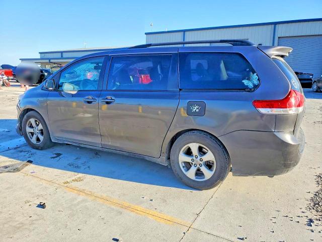 Продаж на аукціоні авто 2014 Toyota Sienna, vin: 5TDKK3DC9ES475417, номер лоту: 63348406