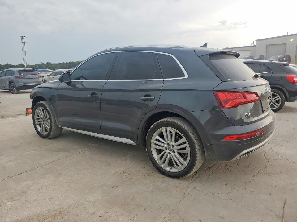 63718896 :رقم المزاد ، WA1BNAFY2J2118760 vin ، 2018 Audi Q5 مزاد بيع