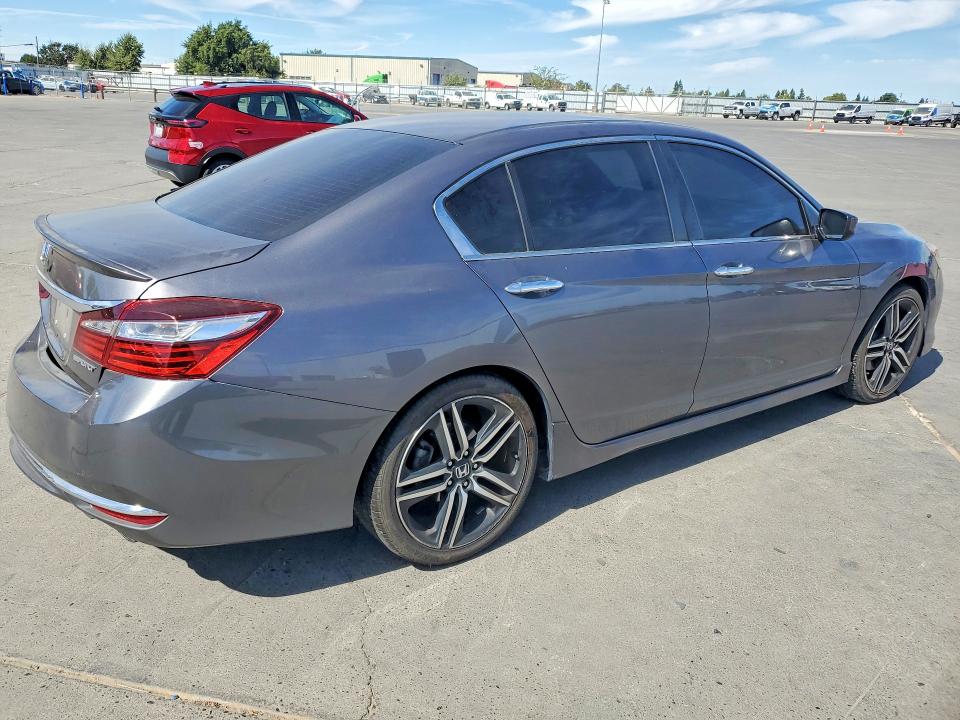 66431036 :رقم المزاد ، 1HGCR2F58GA169366 vin ، 2016 Honda Accord مزاد بيع