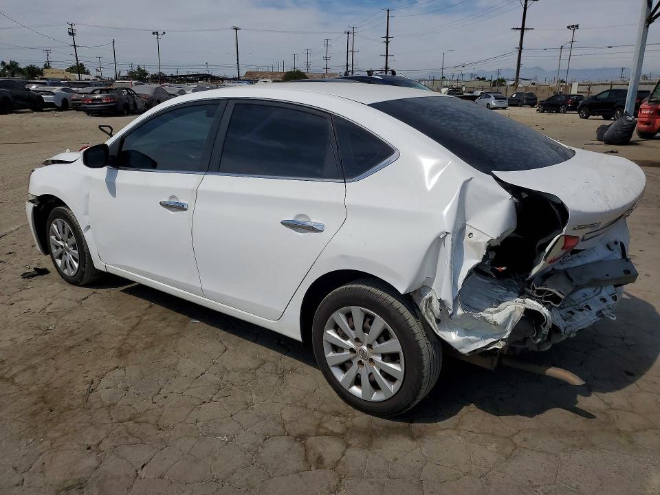 2015 Nissan Sentra მანქანა იყიდება აუქციონზე, vin: 3N1AB7AP7FY372844, აუქციონის ნომერი: 67294106