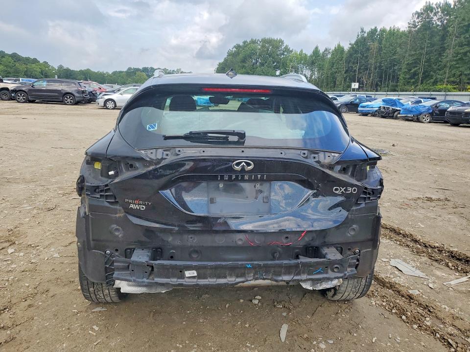 61102836 :رقم المزاد ، SJKCH5CR7KA008832 vin ، 2019 Infiniti Qx30 مزاد بيع