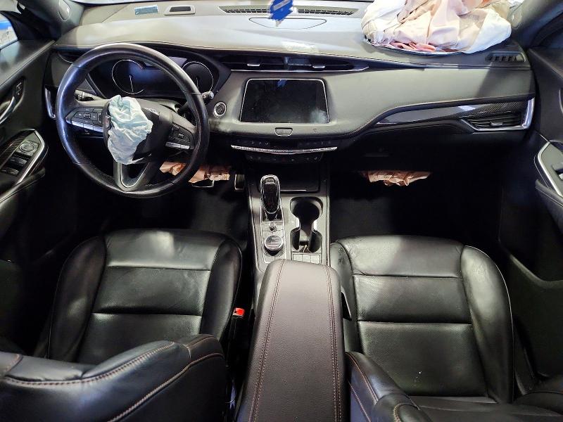 64699756 :رقم المزاد ، 1GYFZFR40LF141896 vin ، 2020 Cadillac Xt4 مزاد بيع