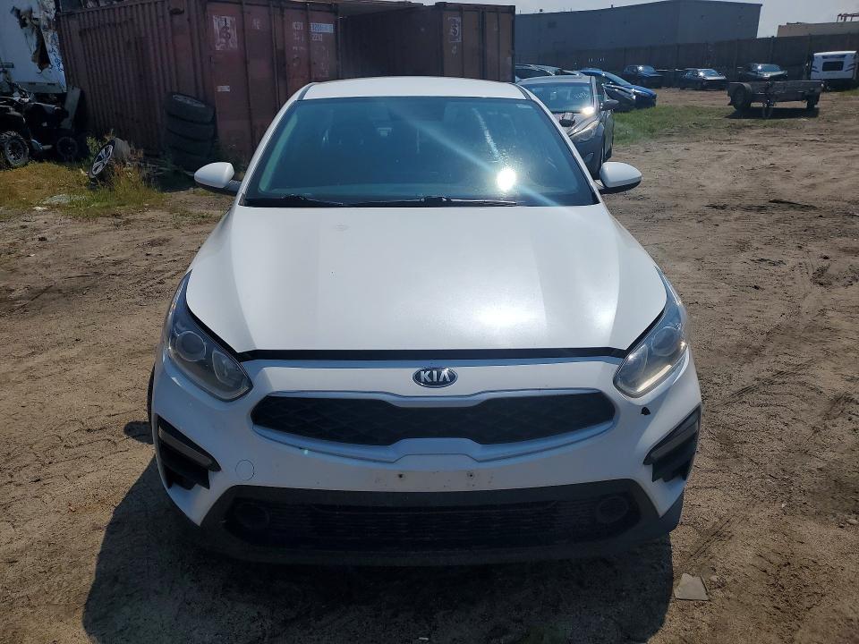 61925926 :رقم المزاد ، 3KPF24AD8ME320189 vin ، 2021 Kia Forte مزاد بيع