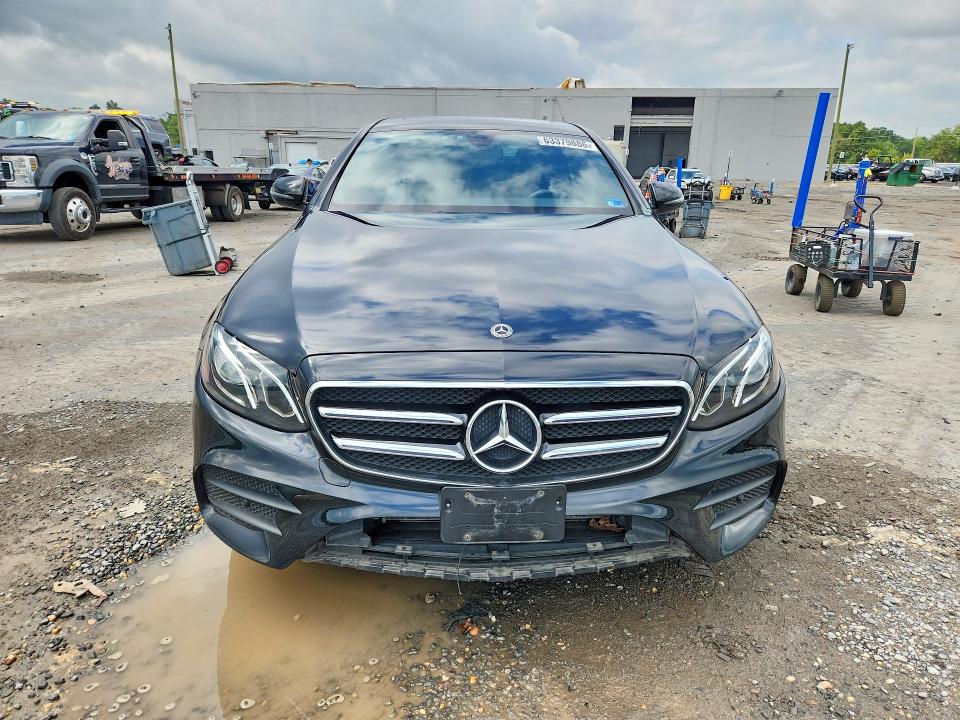 Продажа на аукционе авто 2019 Mercedes-benz E, vin: WDDZF4KB9KA582002, номер лота: 63379886