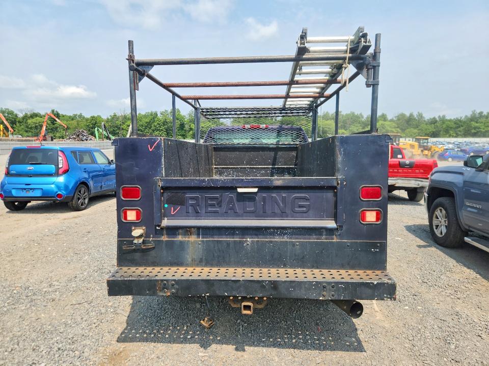 64636516 :رقم المزاد ، 1GD3K2B65AF105325 vin ، 2010 Gmc Sierra مزاد بيع