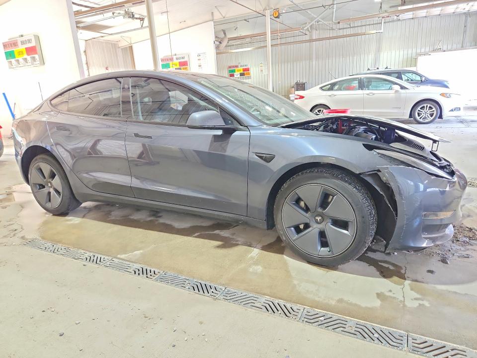 66464646 :رقم المزاد ، 5YJ3E1EA2PF400823 vin ، 2023 Tesla Model 3 مزاد بيع