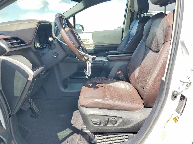 2024 Toyota Sienna მანქანა იყიდება აუქციონზე, vin: 5TDERKEC7RS223110, აუქციონის ნომერი: 64893346