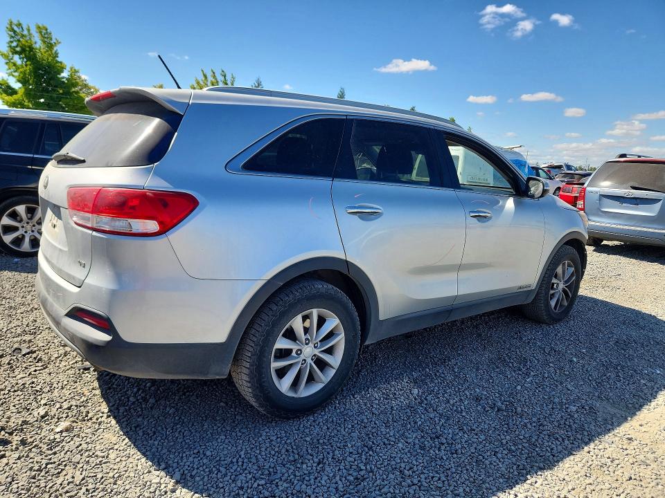 Продажа на аукционе авто 2017 Kia Sorento, vin: 5XYPGDA5XHG234566, номер лота: 63738216