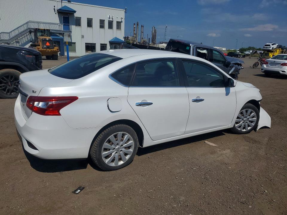 63999576 :رقم المزاد ، 3N1AB7AP5JY312294 vin ، 2018 Nissan Sentra مزاد بيع