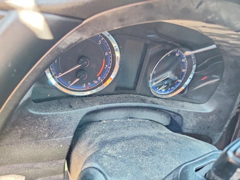 64452726 :رقم المزاد ، 5YFBURHE7JP824554 vin ، 2018 Toyota Corolla مزاد بيع