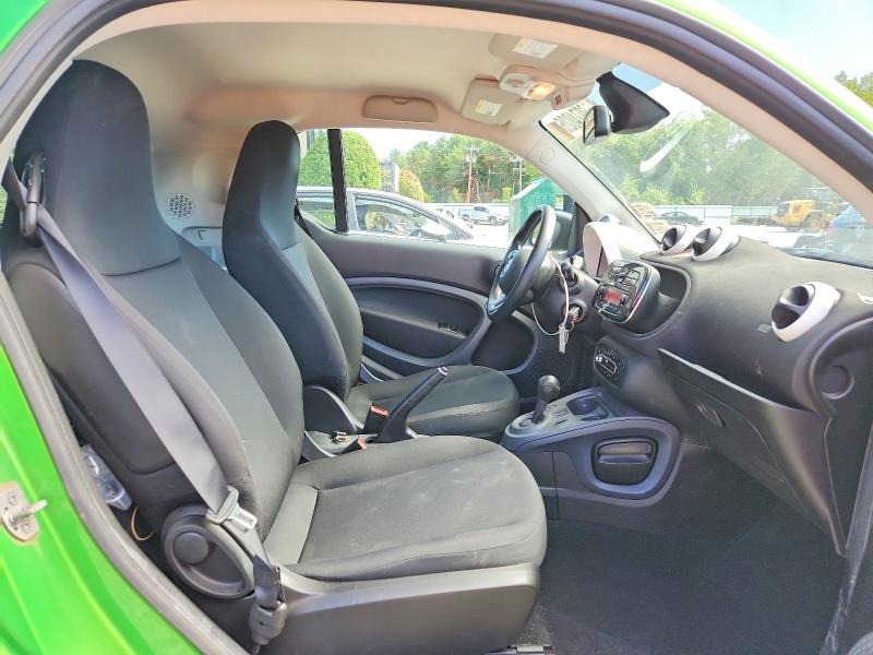 Aukcja sprzedaży 2018 Smart Fortwo, vin: WMEFJ9BAXJK247129, numer aukcji: 66074026