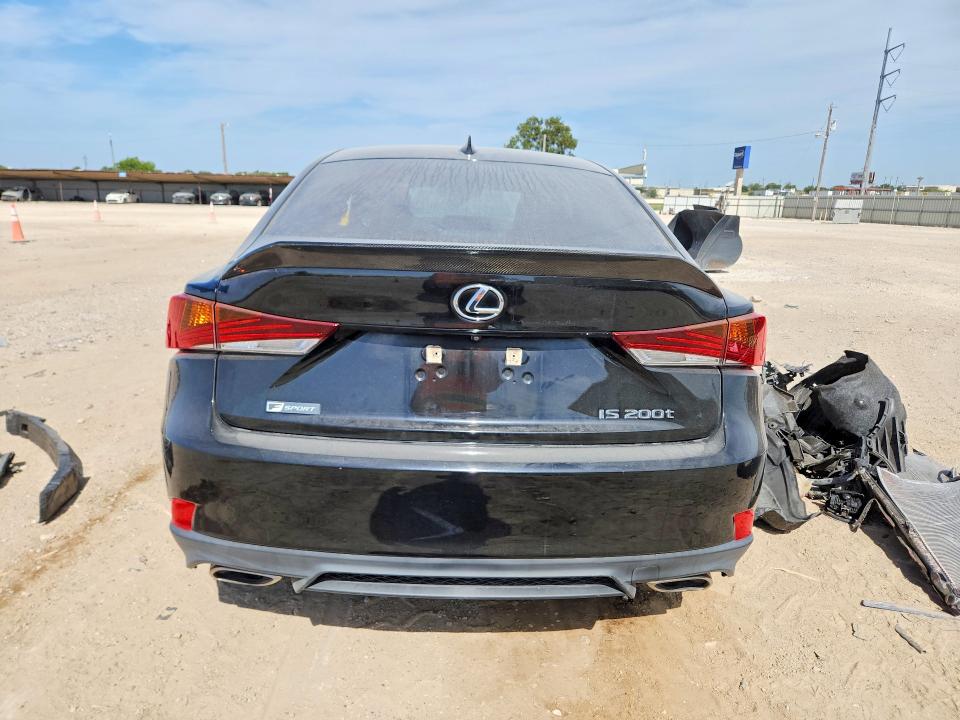 65712566 :رقم المزاد ، JTHBA1D20H5061370 vin ، 2017 Lexus Is مزاد بيع