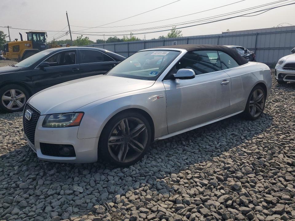 65101786 :رقم المزاد ، WAUCGAFH4CN001278 vin ، 2012 Audi S5 مزاد بيع