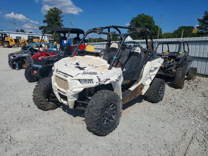 66446086 :رقم المزاد ، 3NSVDE990FF369930 vin ، 2015 Polaris Rzr مزاد بيع