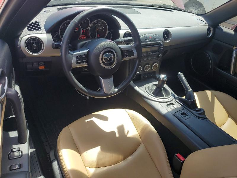 64476396 :رقم المزاد ، JM1NC2PF5B0219672 vin ، 2011 Mazda Mx-5 Miata مزاد بيع
