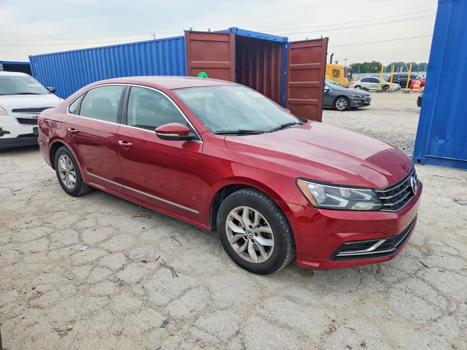 64118206 :رقم المزاد ، 1VWAT7A33GC012050 vin ، 2016 Volkswagen Passat مزاد بيع