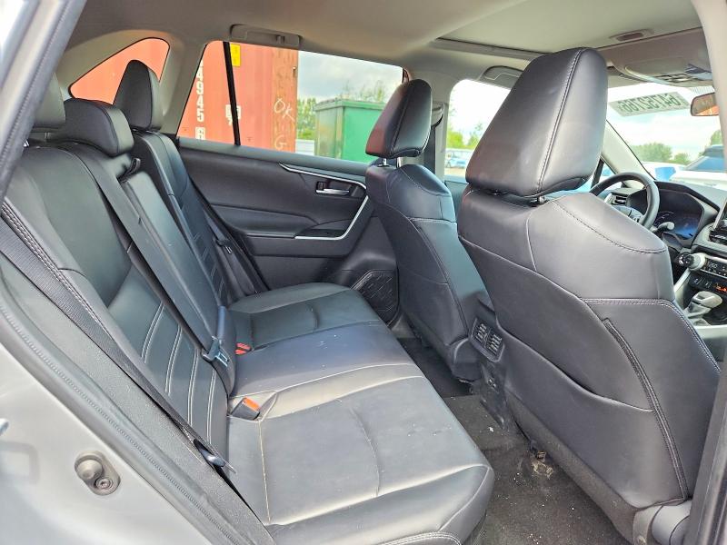 64752766 :رقم المزاد ، 2T3RWRFV5RW249710 vin ، 2024 Toyota Rav4 مزاد بيع