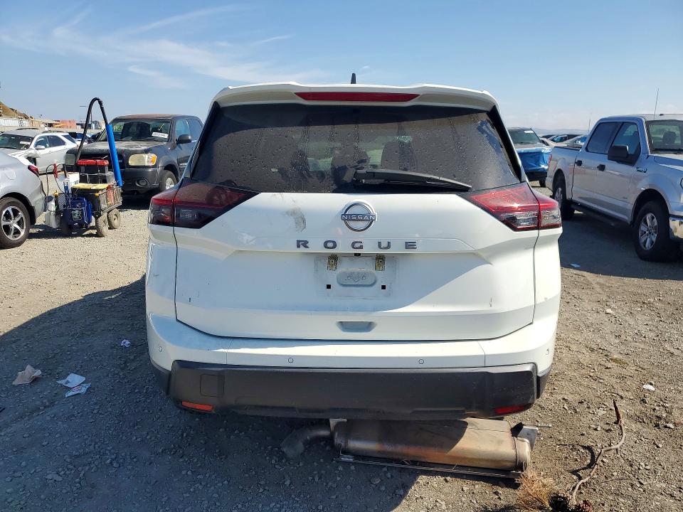 64674286 :رقم المزاد ، 5N1BT3AA0RC671684 vin ، 2024 Nissan Rogue مزاد بيع