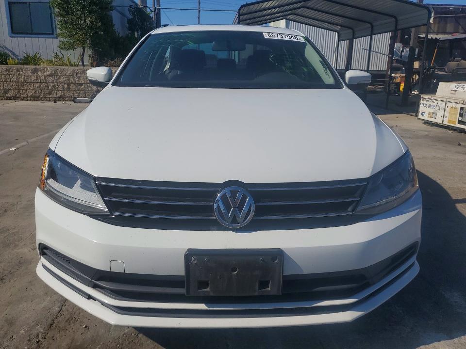 2017 Volkswagen Jetta მანქანა იყიდება აუქციონზე, vin: 3VWDB7AJXHM313171, აუქციონის ნომერი: 66737946