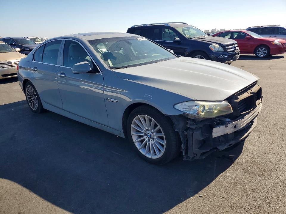 63712946 :رقم المزاد ، WBAFR7C58BC805310 vin ، 2011 Bmw 535 مزاد بيع