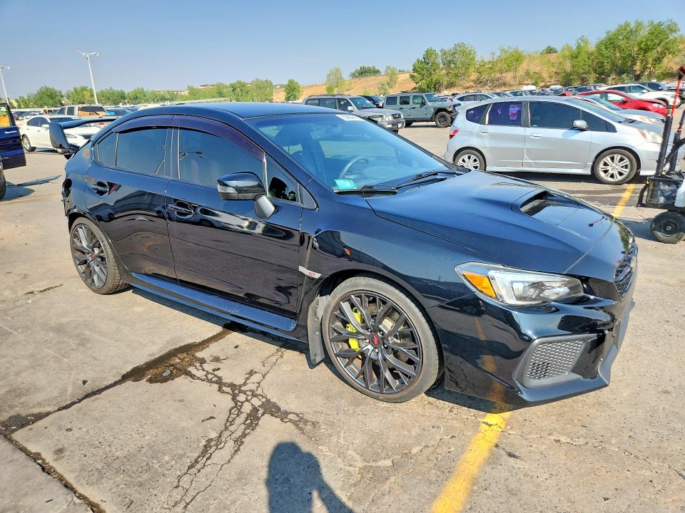 63904216 :رقم المزاد ، JF1VA2M6XJ9820909 vin ، 2018 Subaru Wrx مزاد بيع