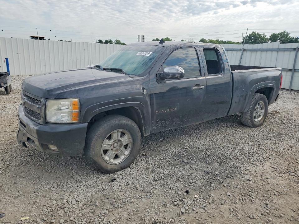 Продажа на аукционе авто 2011 Chevrolet Silverado, vin: 1GCRKSE3XBZ224049, номер лота: 63684786