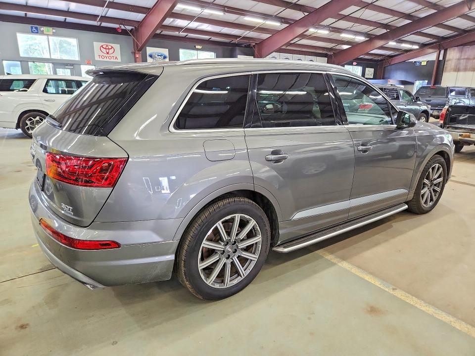 2018 Audi Q7 მანქანა იყიდება აუქციონზე, vin: WA1VABF72JD009581, აუქციონის ნომერი: 64448596