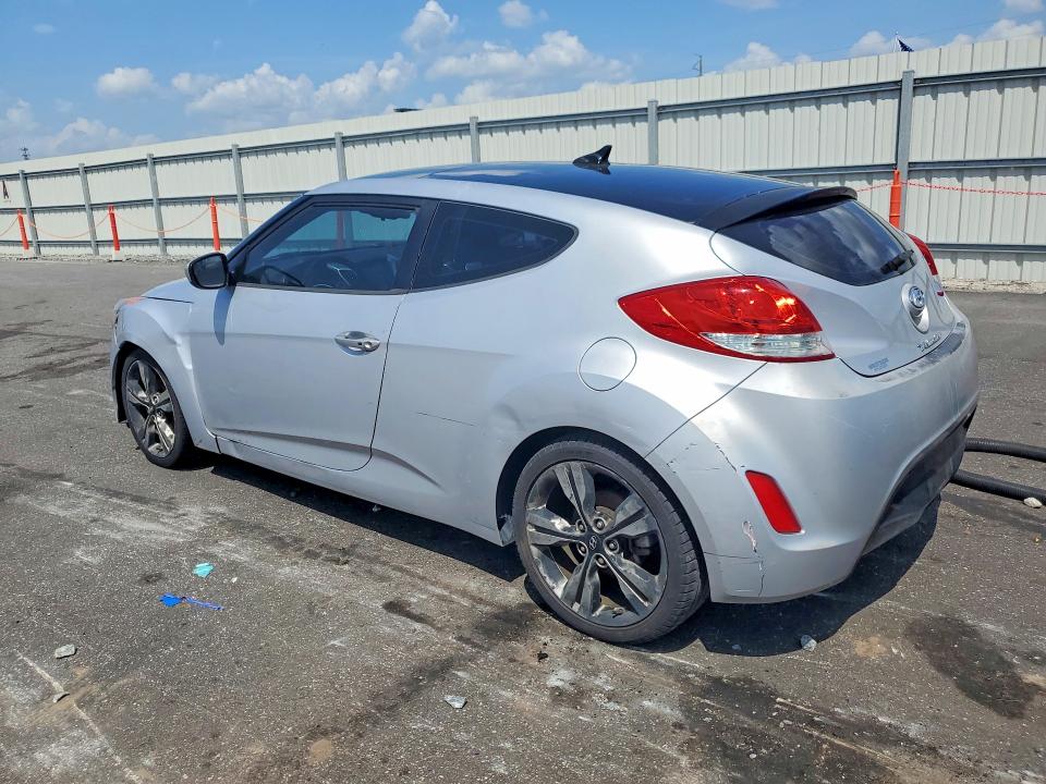65150666 :رقم المزاد ، KMHTC6AD5HU320987 vin ، 2017 Hyundai Veloster مزاد بيع