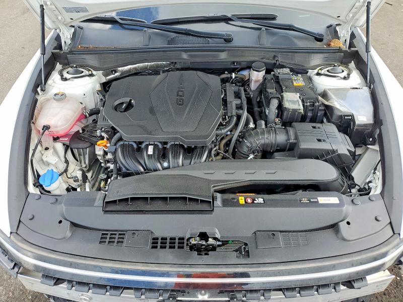 2025 Hyundai Sonata მანქანა იყიდება აუქციონზე, vin: KMHL64JA3SA465939, აუქციონის ნომერი: 64118606
