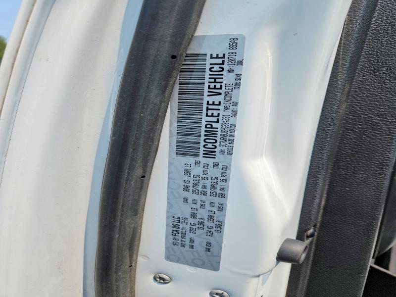63264816 :رقم المزاد ، 3C7WRNBJ6HG604231 vin ، 2017 Ram 5500 مزاد بيع