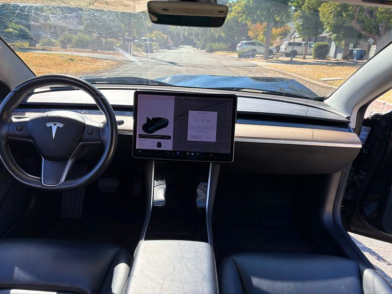 2019 Tesla Model 3 მანქანა იყიდება აუქციონზე, vin: 5YJ3E1EA3KF395527, აუქციონის ნომერი: 66764846