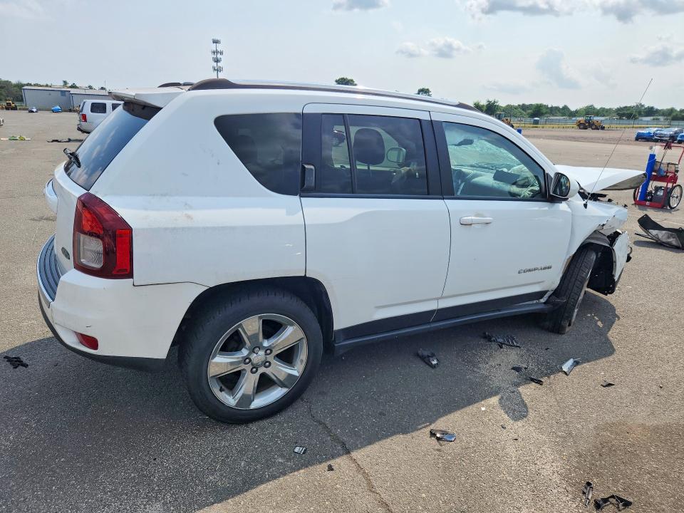 65121856 :رقم المزاد ، 1C4NJDEB3FD290725 vin ، 2015 Jeep Compass مزاد بيع