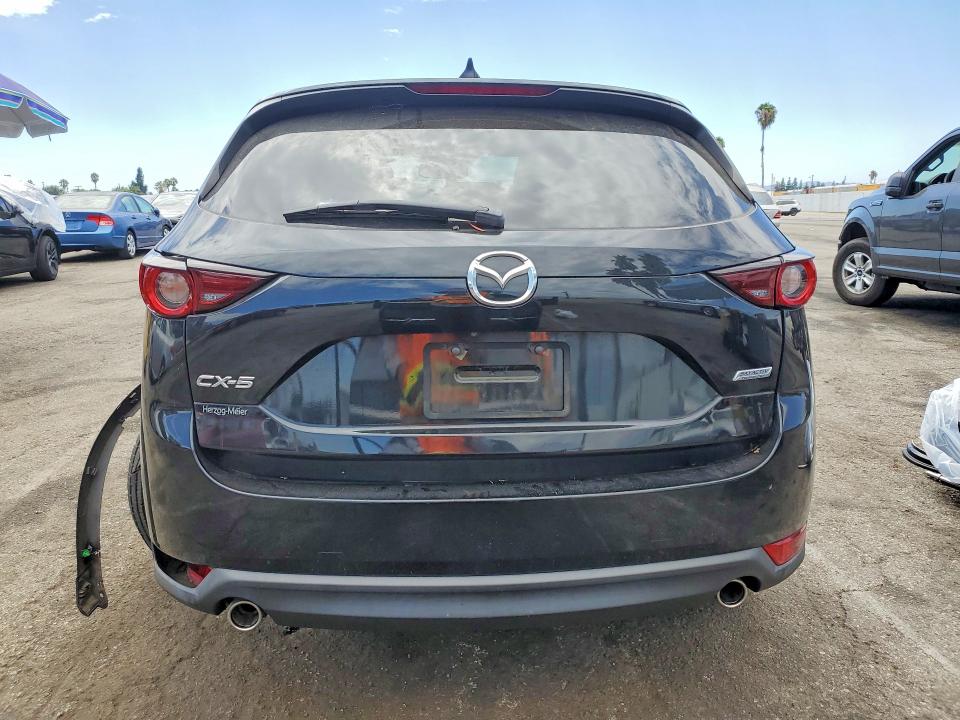 Продаж на аукціоні авто 2018 Mazda Cx-5, vin: JM3KFACM0J1346645, номер лоту: 64582586