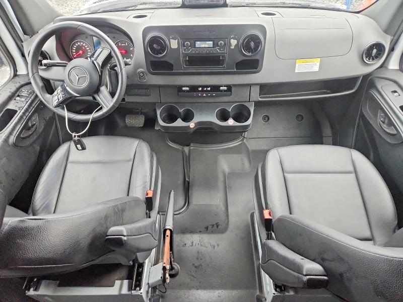 63415836 :رقم المزاد ، W1Y4KCHY0ST214099 vin ، 2025 Mercedes-benz Sprinter مزاد بيع