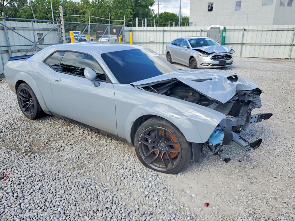 61702496 :رقم المزاد ، 2C3CDZFJ9NH192080 vin ، 2022 Dodge Challenger مزاد بيع