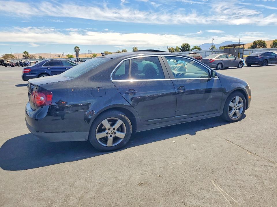 Продажа на аукционе авто 2008 Volkswagen Jetta, vin: 3VWRZ71K78M050602, номер лота: 66272616