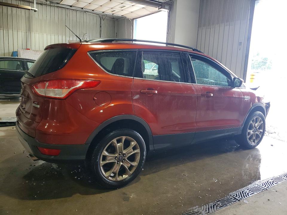 Продаж на аукціоні авто 2015 Ford Escape, vin: 1FMCU0GXXFUB24407, номер лоту: 63941866