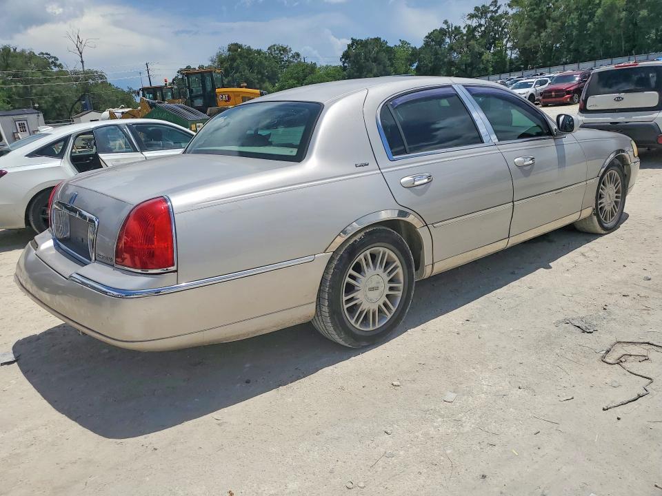Продажа на аукционе авто 2006 Lincoln Town Car, vin: 1LNHM83W56Y648140, номер лота: 64039666