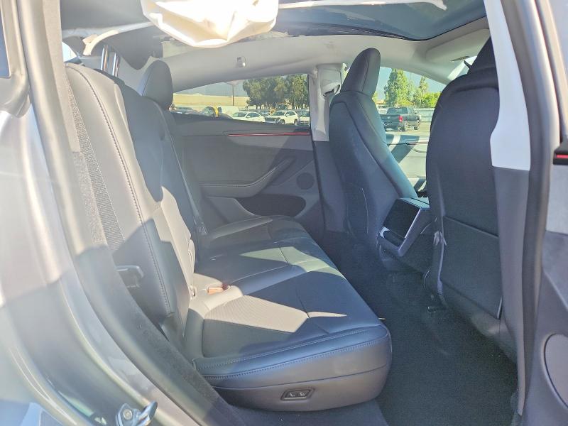64480026 :رقم المزاد ، 7SAYGDEE3TF418507 vin ، 2026 Tesla Model Y مزاد بيع