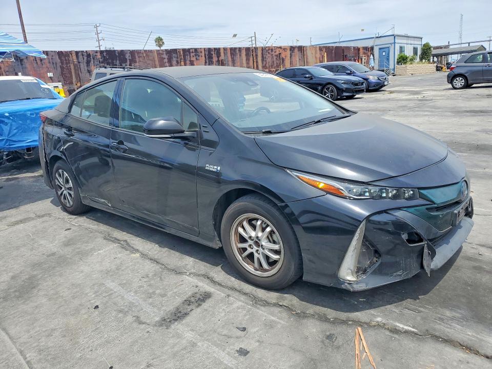 Продажа на аукционе авто 2020 Toyota Prius Prime, vin: JTDKARFP9L3129419, номер лота: 64942356